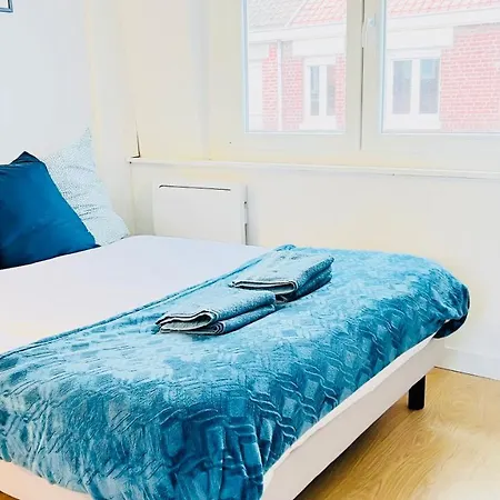 Superbe En Duplex - - Parking Gratuit Appartement